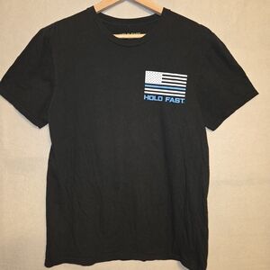 Black Hold Fast Mens T-Shirt with Blue Flag Design. Size M